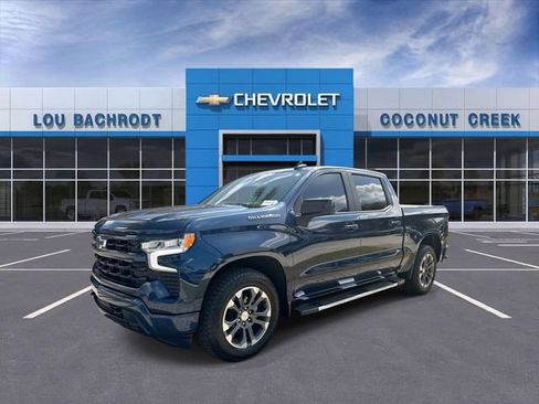Used 2022 Chevrolet Silverado 1500 RST RWD image 4