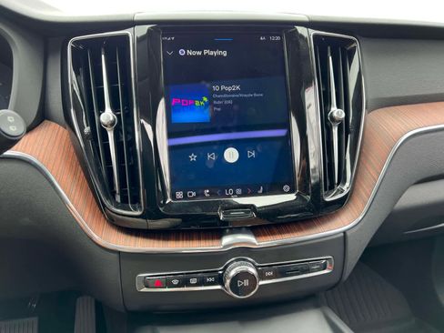 Used 2023 Volvo XC60 B5 Plus w/ Climate Package image 23