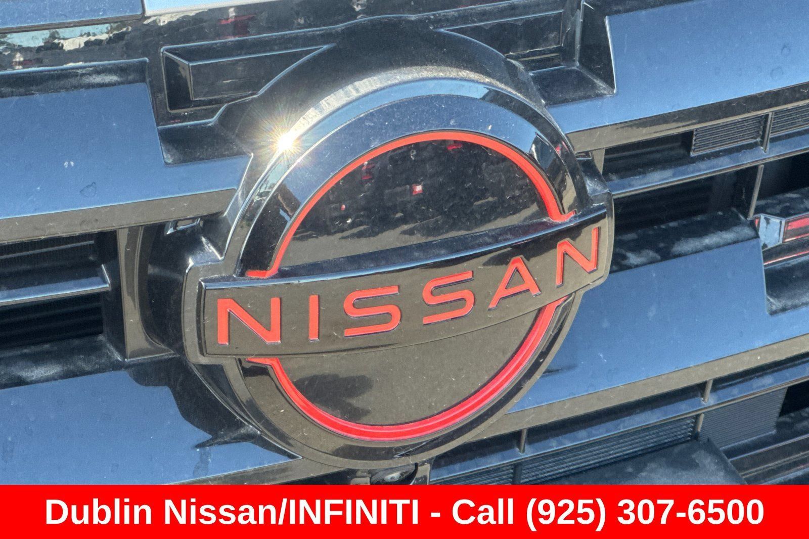 Used 2025 Nissan Rogue SV AWD/4WD image 48