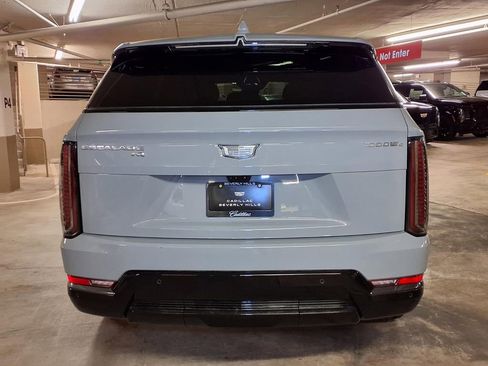 New 2026 Cadillac Escalade IQ Sport 1 w/ LPO, Floor Liner Package AWD/4WD image 9