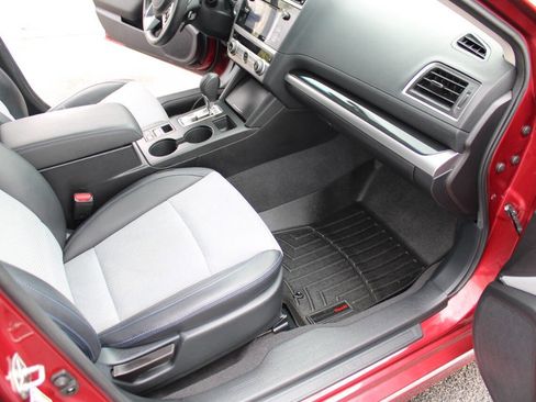 Used 2017 Subaru Legacy 2.5i Sport AWD/4WD image 40