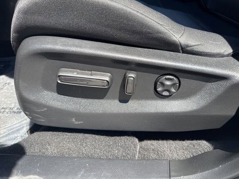 Used 2022 Honda CR-V EX image 10