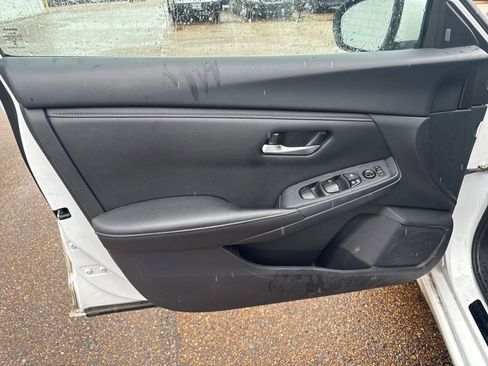 Used 2024 Nissan Sentra SV w/ All-Weather Package FWD image 18