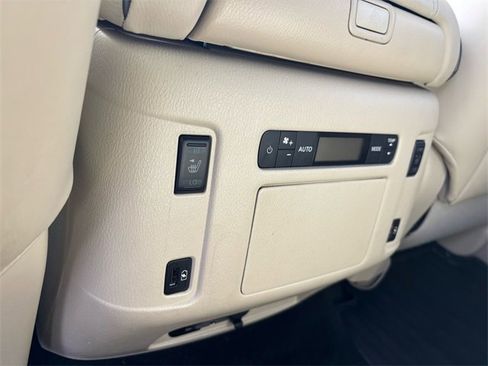 Used 2024 INFINITI QX80 Sensory w/ All-Season Package image 17