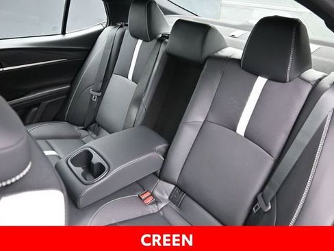 Used 2026 Toyota Camry SE AWD/4WD image 17