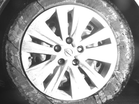 Used 2025 Nissan Sentra S image 12