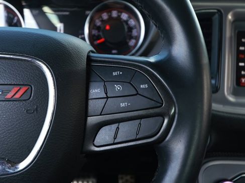 Used 2023 Dodge Challenger SXT image 14