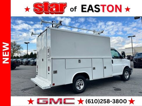New 2025 GMC Savana 3500 w/ Power Convenience Package image 9