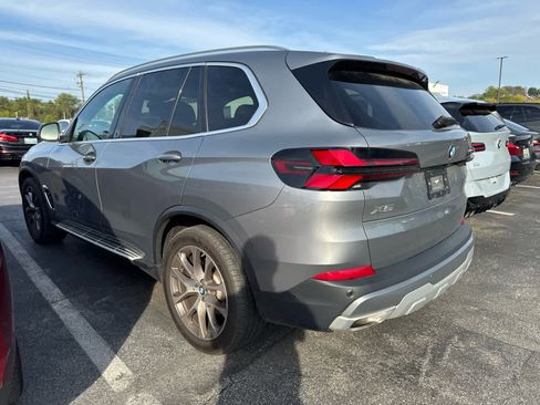 Used 2024 BMW X5 xDrive40i w/ Premium Package image 5