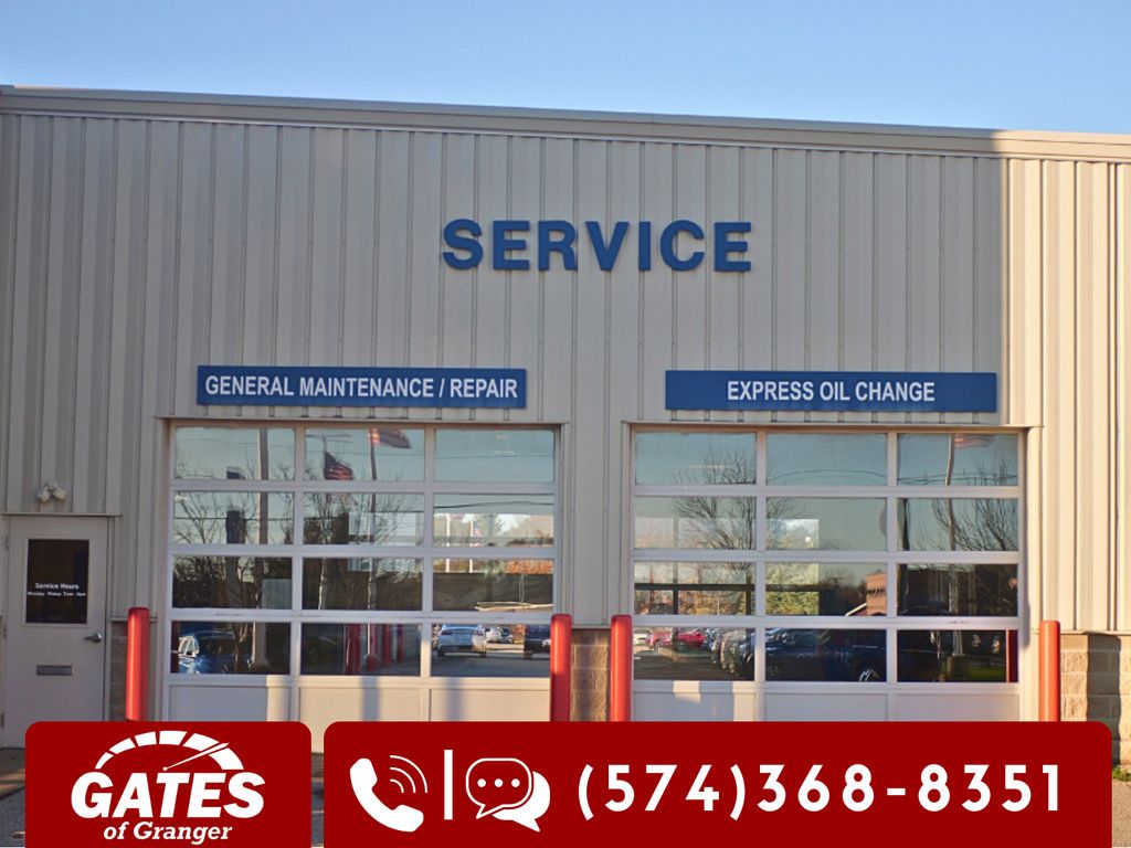 Used 2024 Nissan Rogue SL AWD/4WD image 34