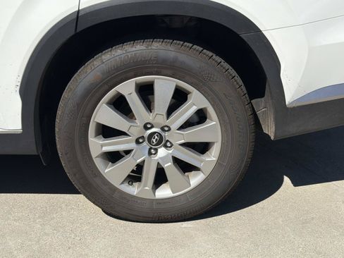 Used 2024 Hyundai Palisade SEL FWD image 5