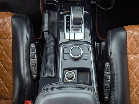 Used 2017 Mercedes-Benz G 63 AMG 4MATIC image 28