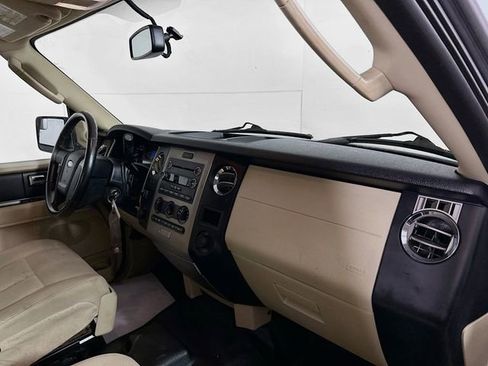 Used 2015 Ford Expedition XL image 26