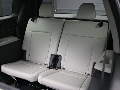 Used 2024 Hyundai Santa Fe Limited image 35