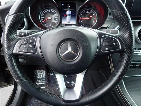 Used 2018 Mercedes-Benz GLC 300 4MATIC image 14