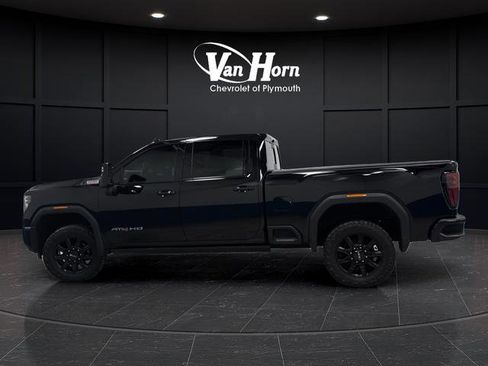 Used 2024 GMC Sierra 2500 AT4 w/ AT4 Premium Plus Package image 12