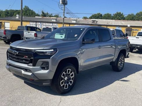 Used 2023 Chevrolet Colorado Z71 w/ Z71 Convenience Package 2 AWD/4WD image 9