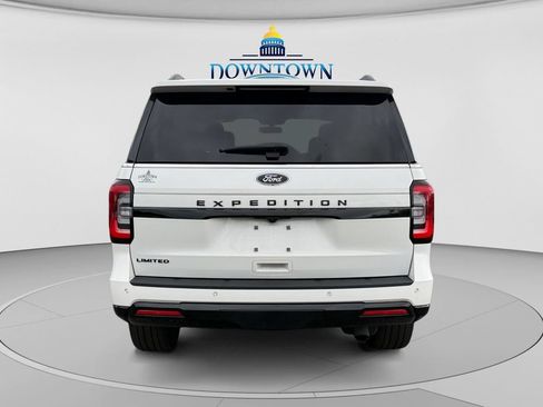 Used 2024 Ford Expedition Limited AWD/4WD image 4