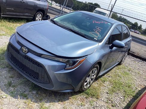 Used 2021 Toyota Corolla LE FWD image 1