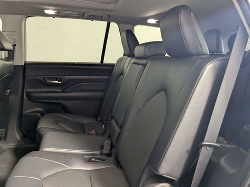 Used 2024 Toyota Grand Highlander FWD image 33