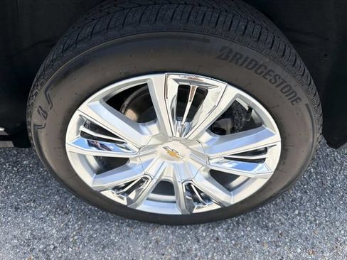 Used 2023 Chevrolet Tahoe High Country w/ Premium Package 2 RWD image 35