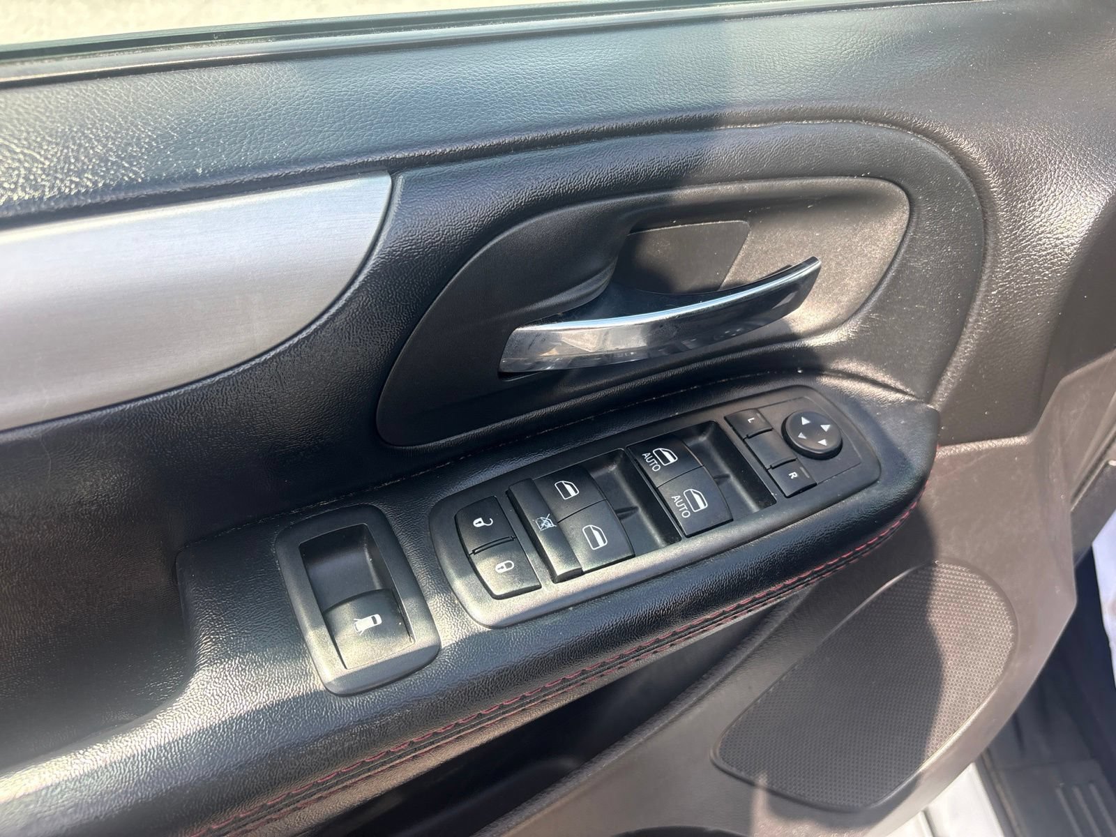 Used 2019 Dodge Grand Caravan GT FWD image 24