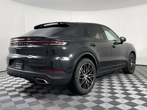 New 2026 Porsche Cayenne Coupe AWD/4WD image 9