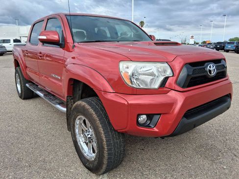 Used 2015 Toyota Tacoma PreRunner w/ TRD Sport Package RWD image 8