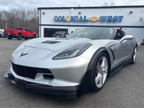 Used 2017 Chevrolet Corvette Stingray Coupe w/ 3LT Preferred Equipment Group image 26