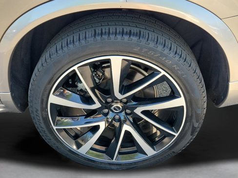 Used 2023 Volvo XC90 B6 Plus w/ Protection Package Premier AWD/4WD image 29