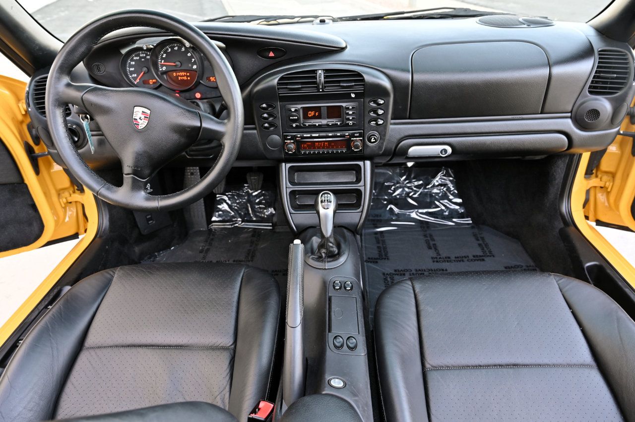 Used 2003 Porsche Boxster RWD image 17