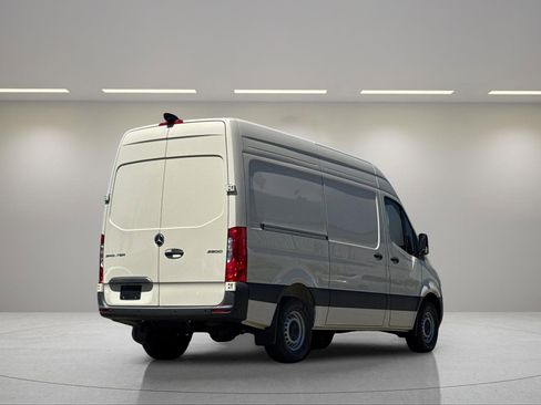 New 2025 Mercedes-Benz Sprinter 2500 image 4