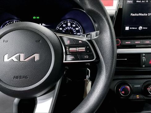 Used 2024 Kia Forte LXS w/ LXS Technology Package FWD image 19