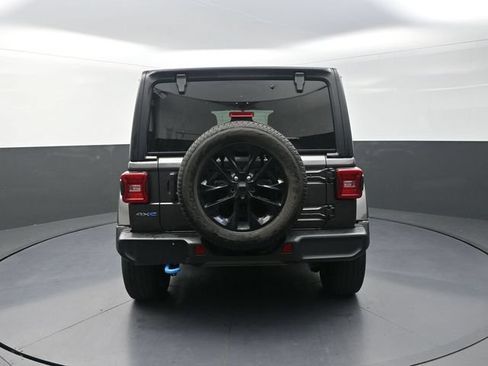 Used 2023 Jeep Wrangler Unlimited Sahara w/ Cold Weather Group AWD/4WD image 9