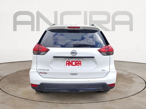 Used 2017 Nissan Rogue SV FWD image 12
