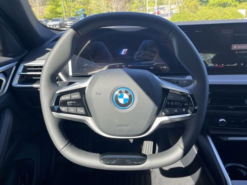Used 2025 BMW i4 eDrive40 w/ Parking Assistance Package image 20