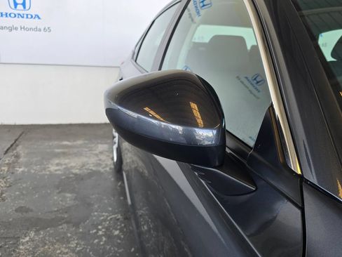 Used 2025 Honda Civic LX image 23