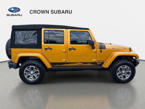 Used 2014 Jeep Wrangler Unlimited Rubicon w/ Connectivity Group AWD/4WD image 3
