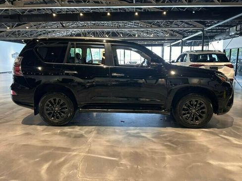Used 2023 Lexus GX 460 Premium w/ Premium Package AWD/4WD image 6