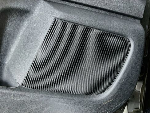 Used 2024 Nissan Sentra SV FWD image 19