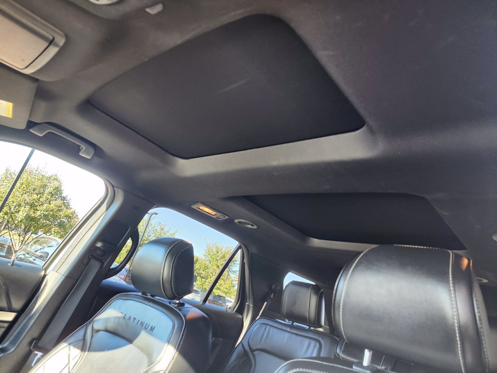 Used 2017 Ford Explorer Platinum AWD/4WD image 17