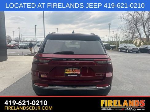 Used 2023 Jeep Grand Cherokee Laredo image 8