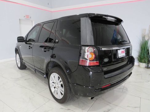 Used 2015 Land Rover LR2 AWD/4WD image 6