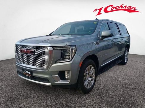 Used 2024 GMC Yukon XL Denali AWD/4WD image 29
