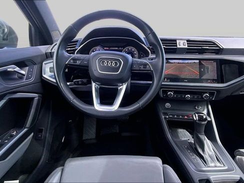 Used 2020 Audi Q3 2.0T Prestige image 5