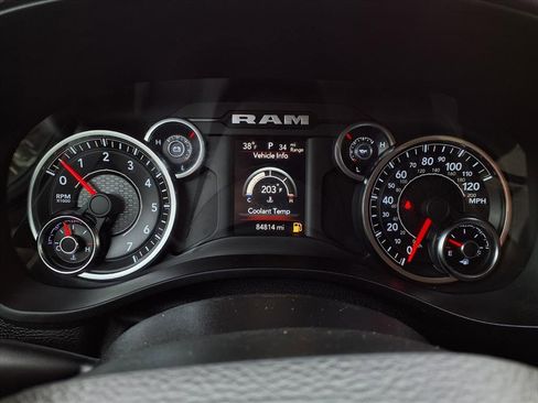 Used 2020 RAM 1500 Big Horn image 2