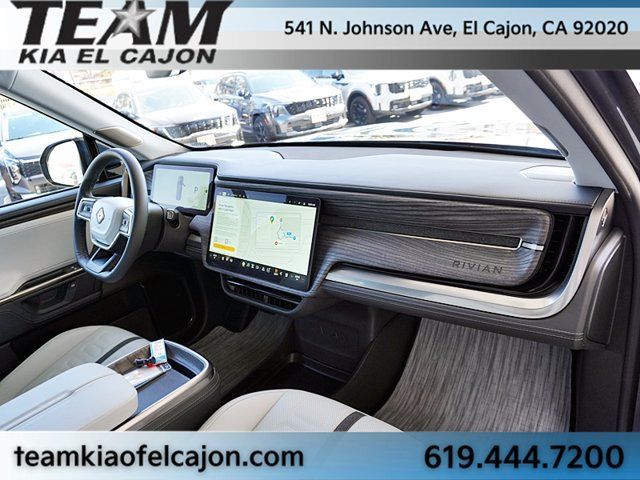 Used 2026 Rivian R1S Adventure Dual AWD/4WD image 12