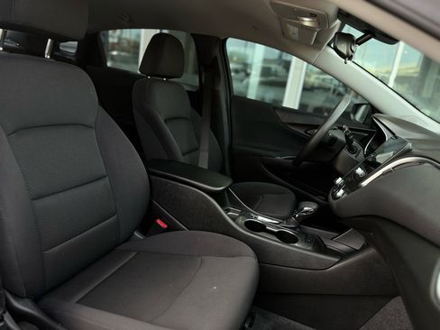 Used 2024 Chevrolet Malibu LS image 14