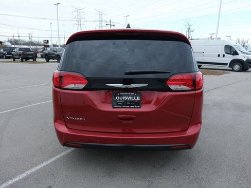 New 2026 Chrysler Voyager LX image 9