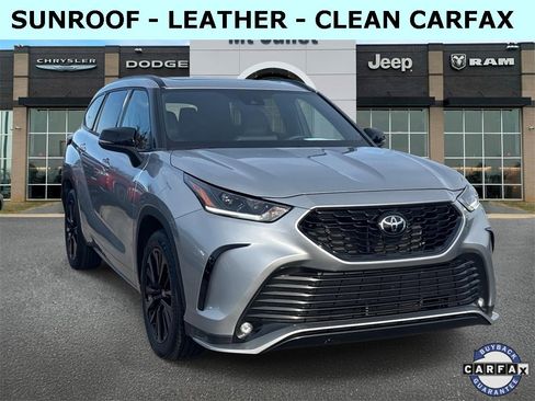 Used 2024 Toyota Highlander XSE image 1